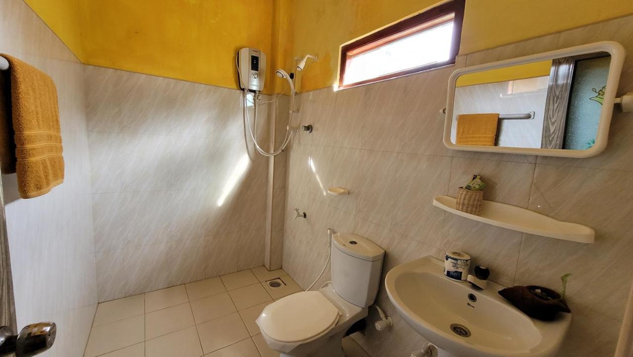 היקדואה Malika'S Yellow House מראה חיצוני תמונה