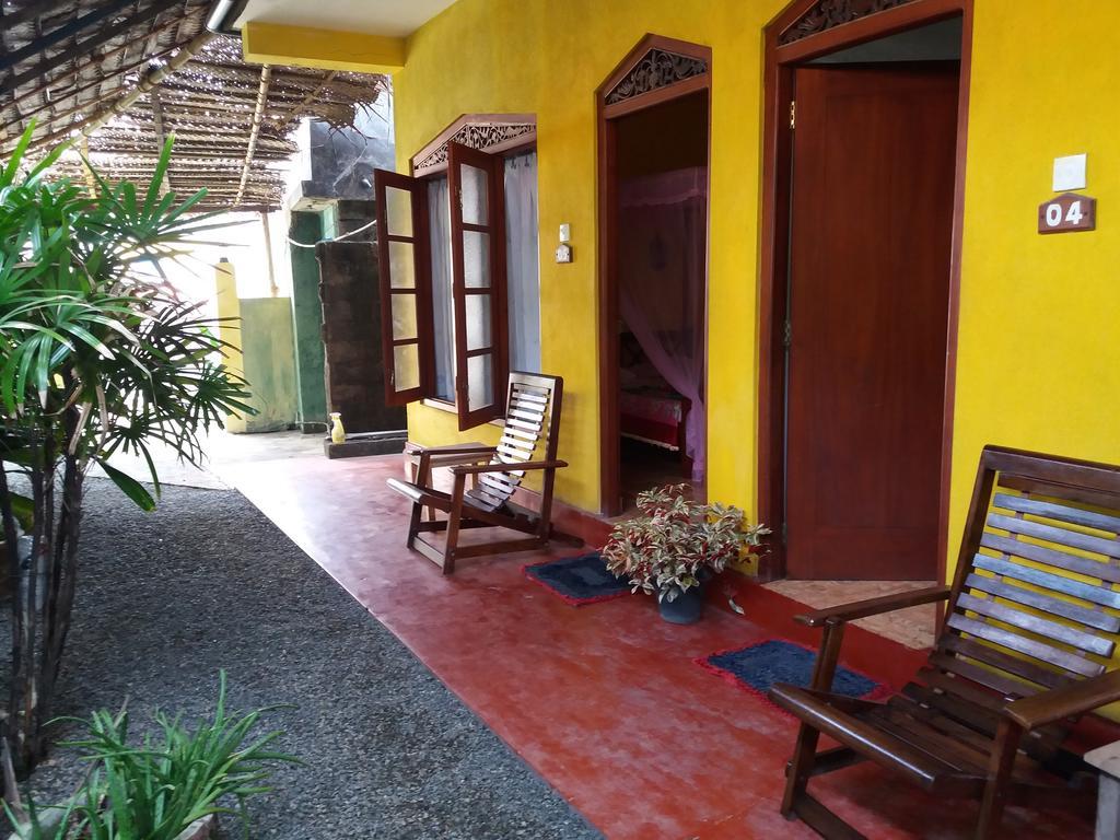 היקדואה Malika'S Yellow House מראה חיצוני תמונה